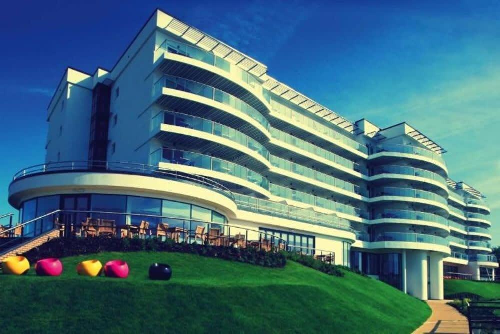 Panoramic Sea Views In Beachfront Apt W Balcony 博格诺里吉斯 外观 照片